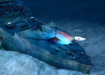 A Recreation Of The RMS Titanic Dinner and Diving Wreck Experience