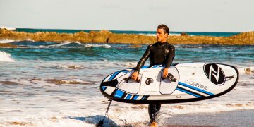 A Must Surfboard For The Ocean: THE CARVER