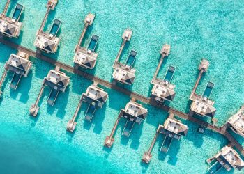 Explore the Maldives Breathtaking Resorts